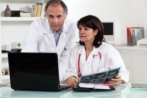 doctors preventing HIPAA violations 